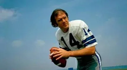 Remembering Craig Morton: A Dual Super Bowl Quarterback's Legacy